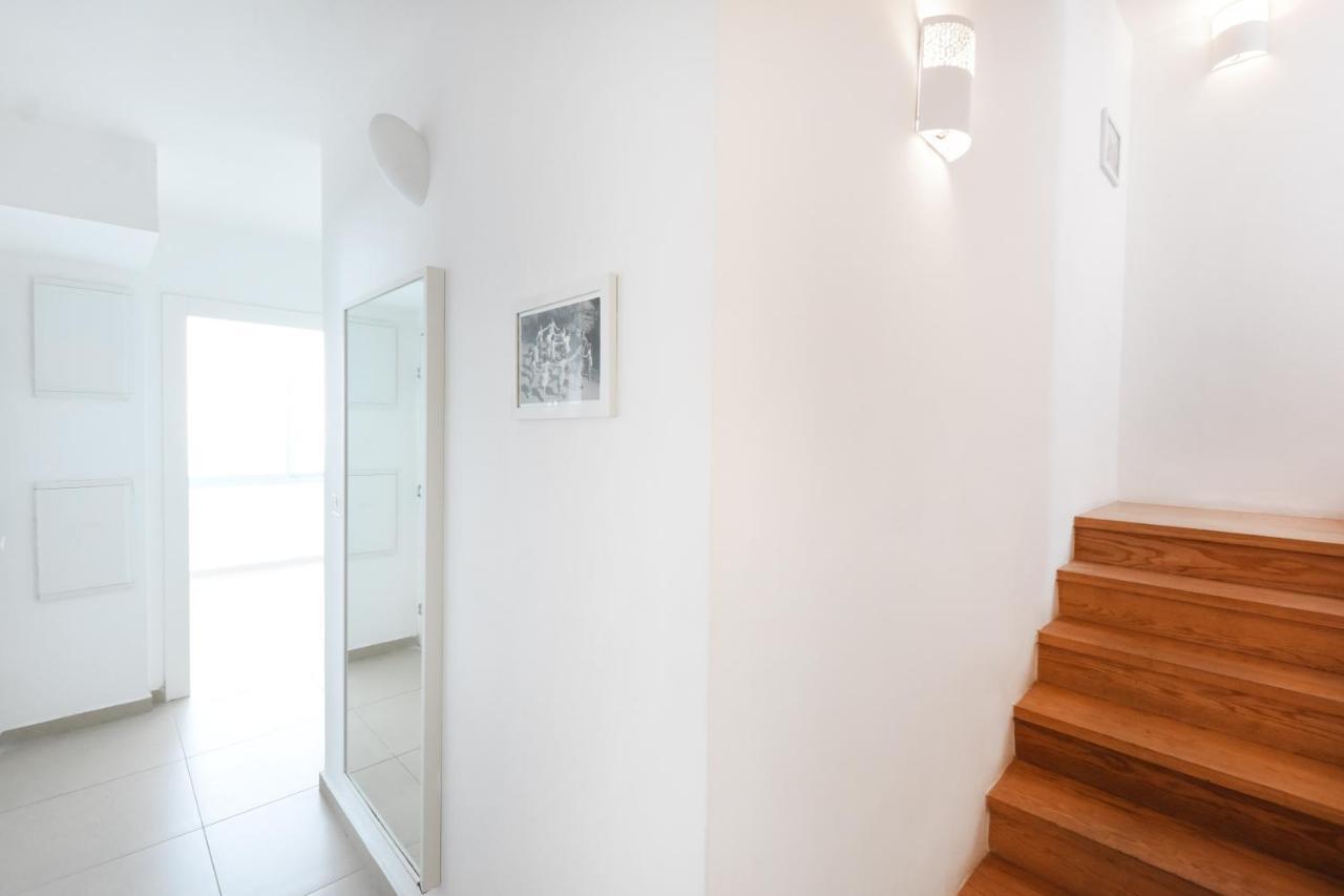 Skylight 3Br In Bograshov By Holyguest Lägenhet Tel Aviv Exteriör bild